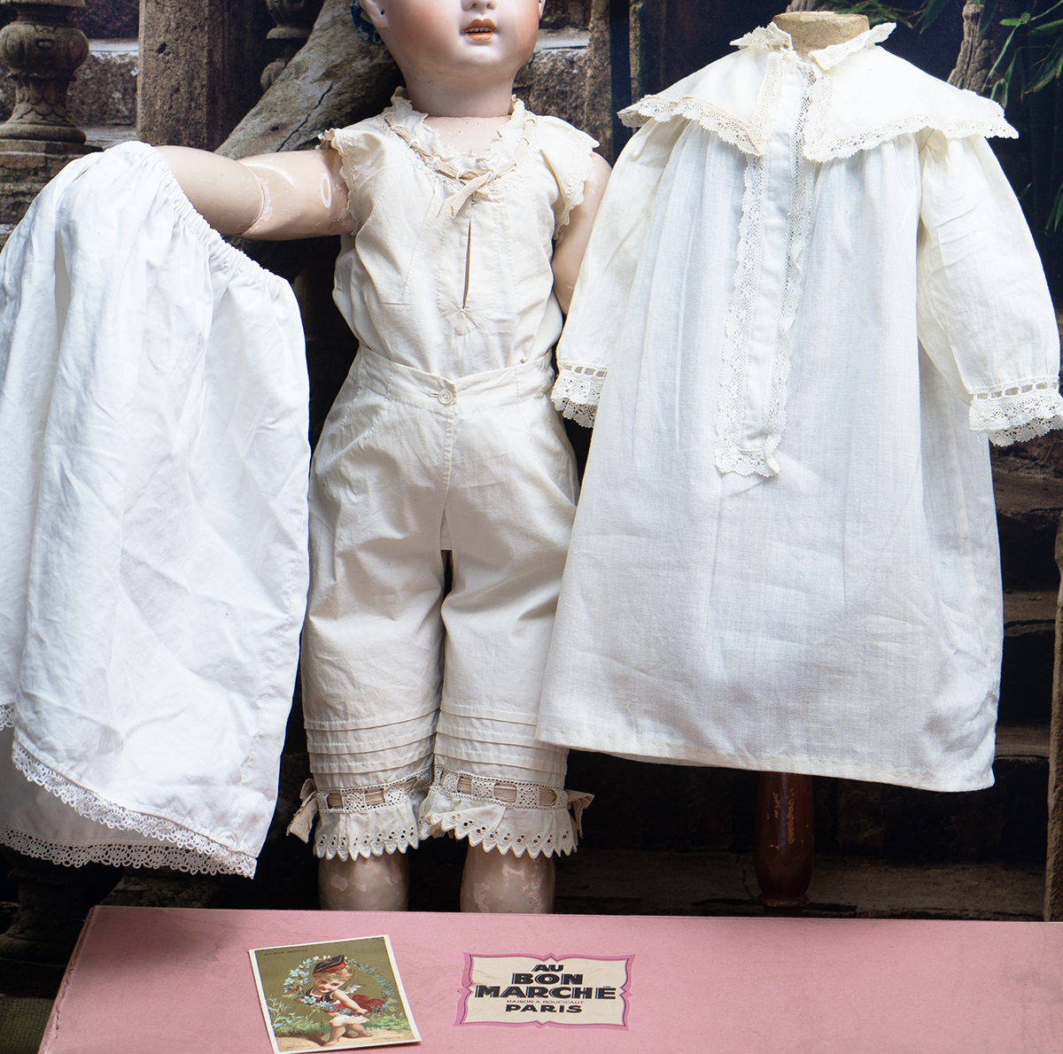 Antique doll set